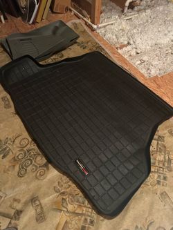 2010 mustang floor n trunk mats