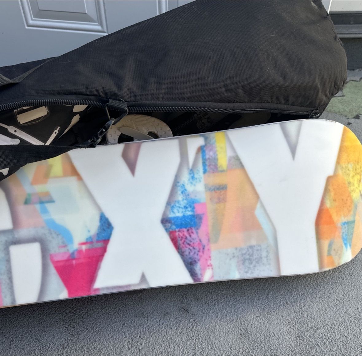 Roxy Women’s Snowboard With Boots