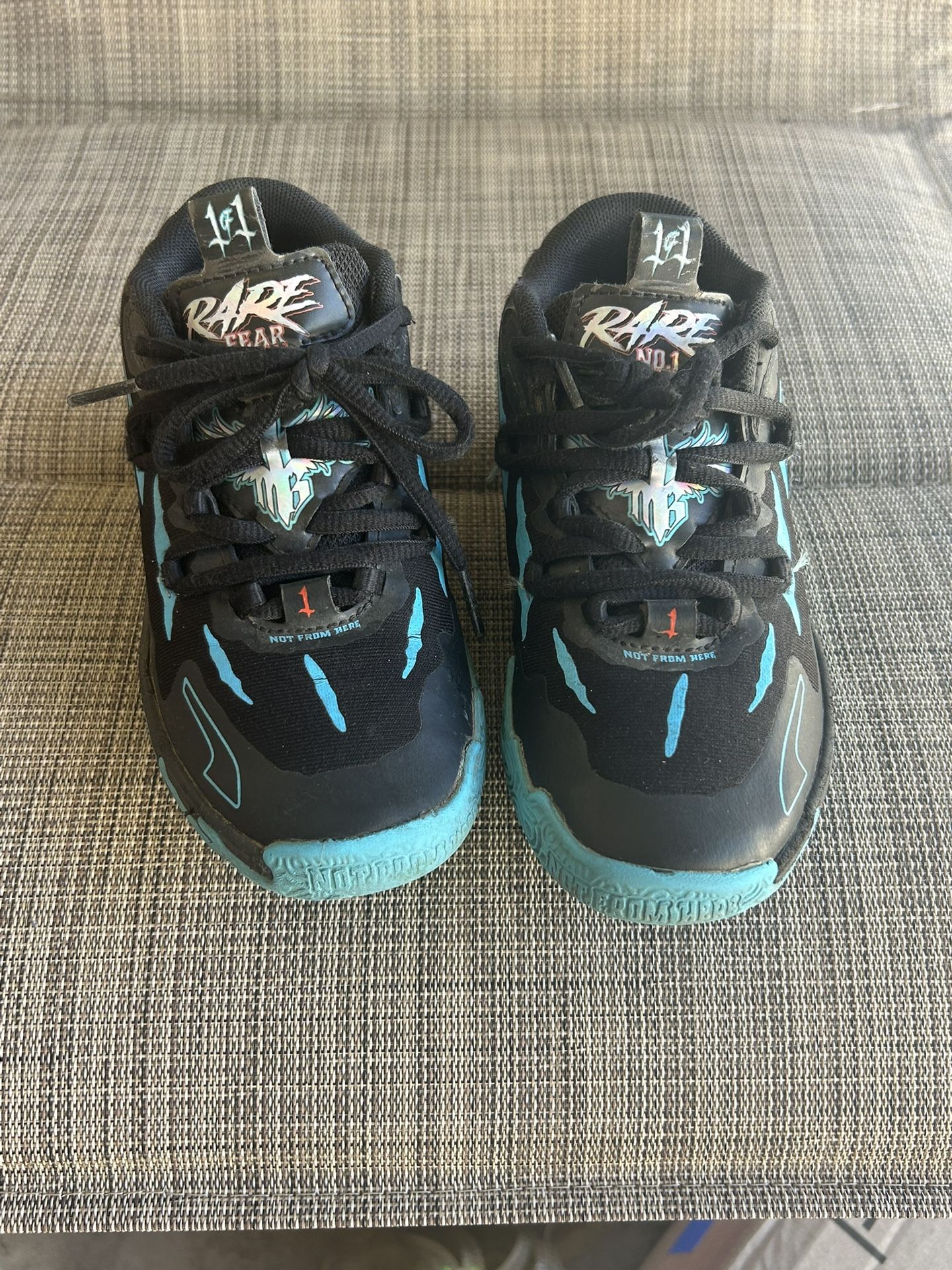 Boy Shoes Size 12(MB.03 LITTLE KID 'BLUE HIVE'