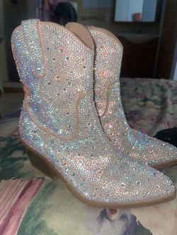 Madden NYC boots size 6