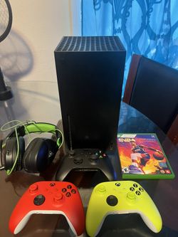Xbox Series X w/ 3 Controllers, Headsets, & 2K