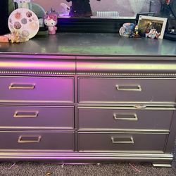 DRESSER GOT TO GO