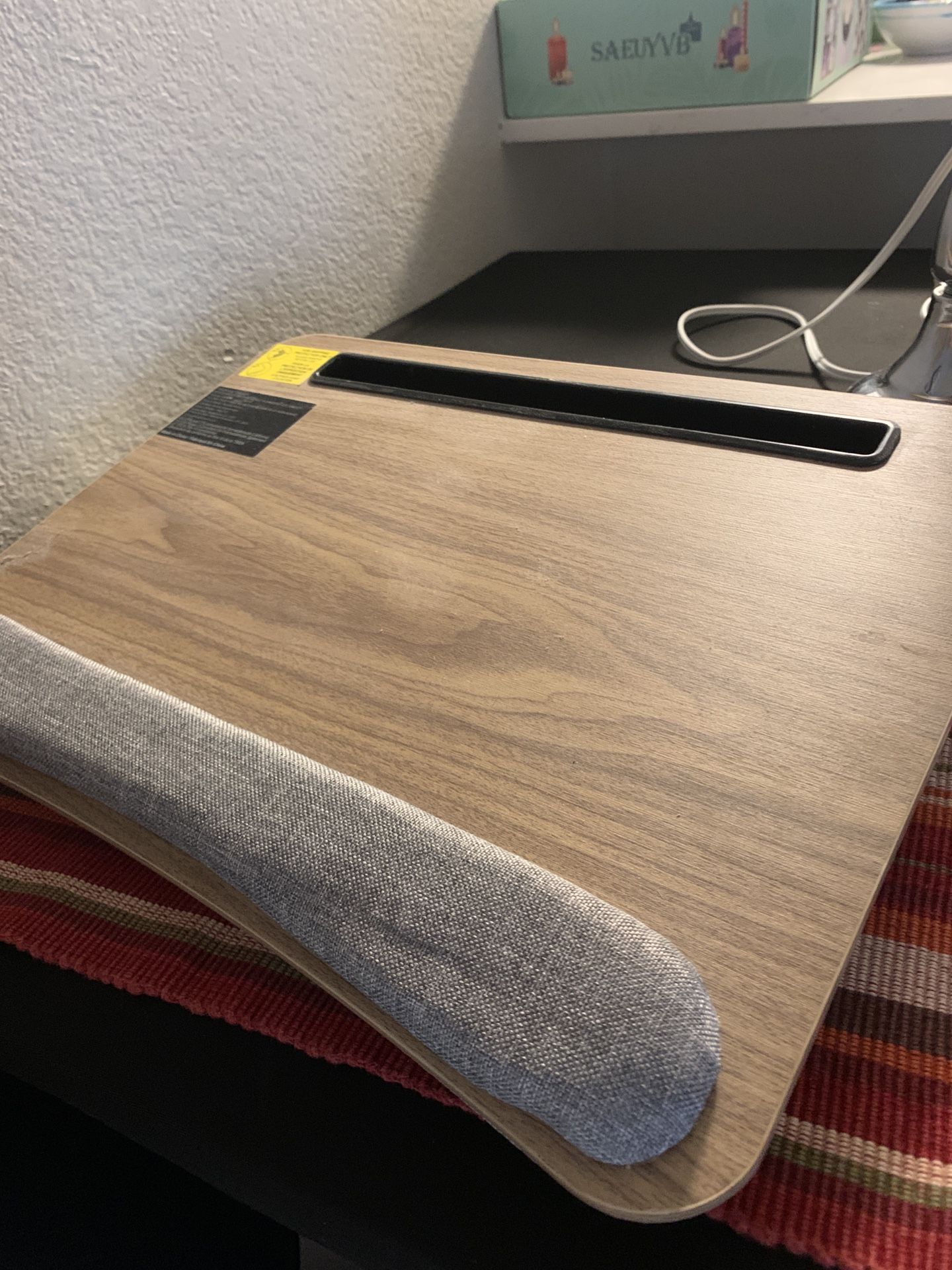 Mobile Laptop Stand