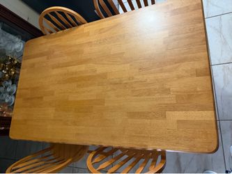 Wood Table w/ 6chairs