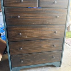 6 Drawer Dresser 