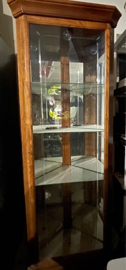 Curio cabinet