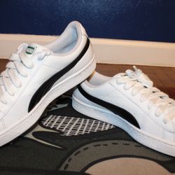 Size 9.5 - PUMA Clyde Core Foil White - 364669-01