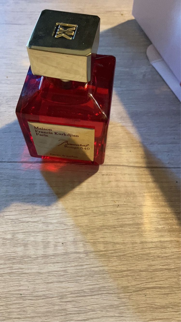 Baccarat Rouge 540 Cologne 