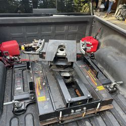 Demco Slider Hitch For 5th Wheel