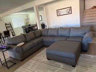 Sectional couch & ottoman