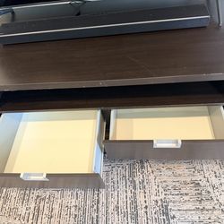 Revolving coffee table