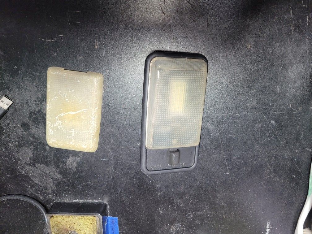 1984 To 1987 Toyota Corolla Ae86 Black Dome Light