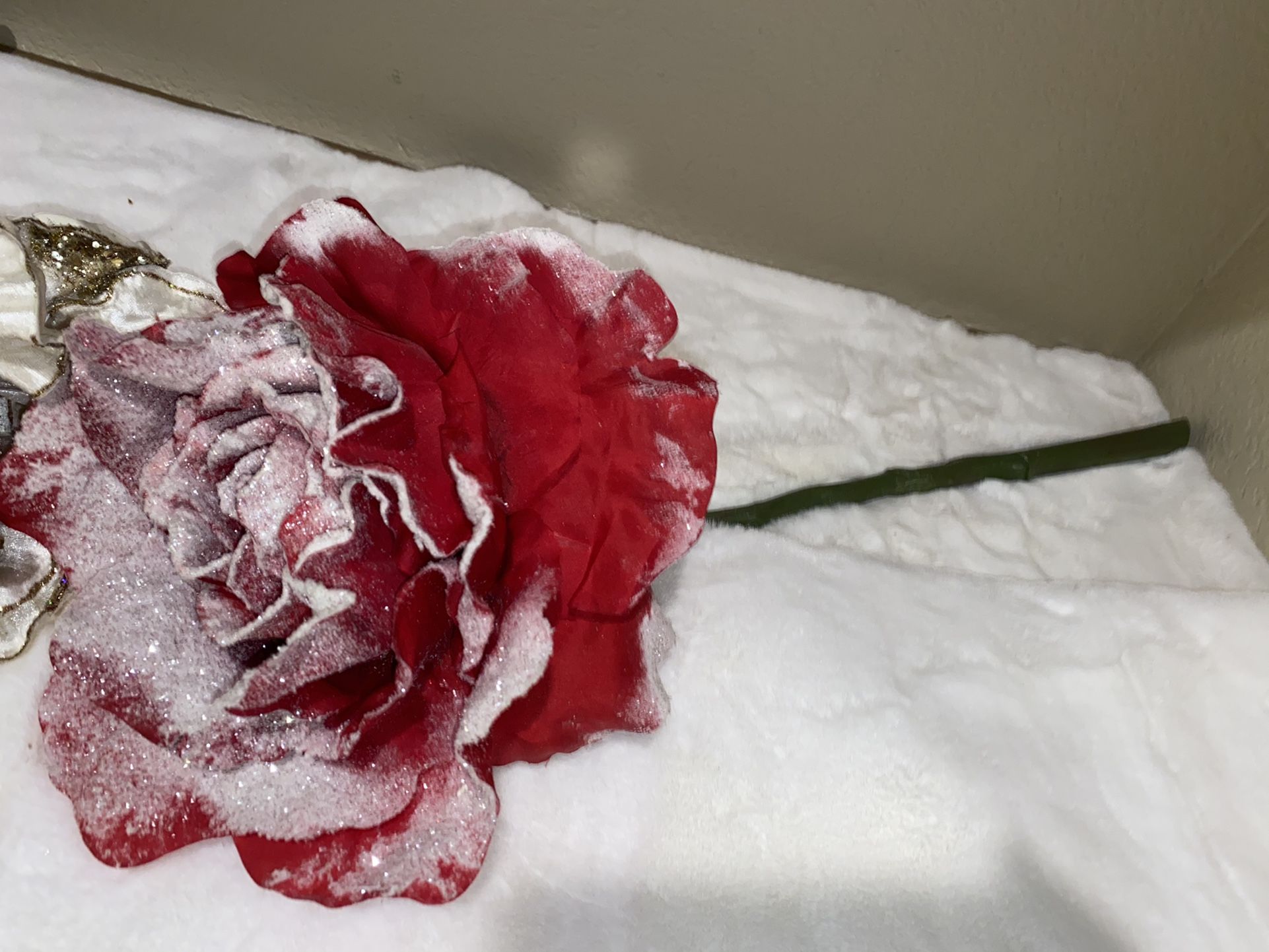 Large Decorator Flowers
