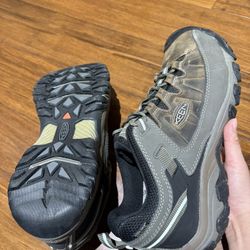 KEEN Men's Targhee 3 Waterproof Hiking Shoe