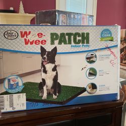Four Paws Wee wee patch indoor potty
