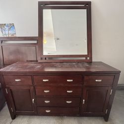 King Size Dresser + Mirror And Beframe Set