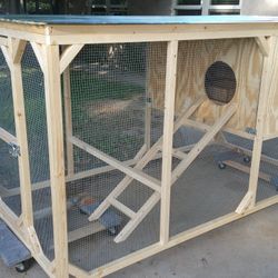 Chicken coop, 4ft x 4ft x8ft (Still Available)