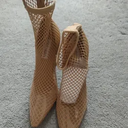 NEW Steve Madden Netted Suede Heels Sz. 7
