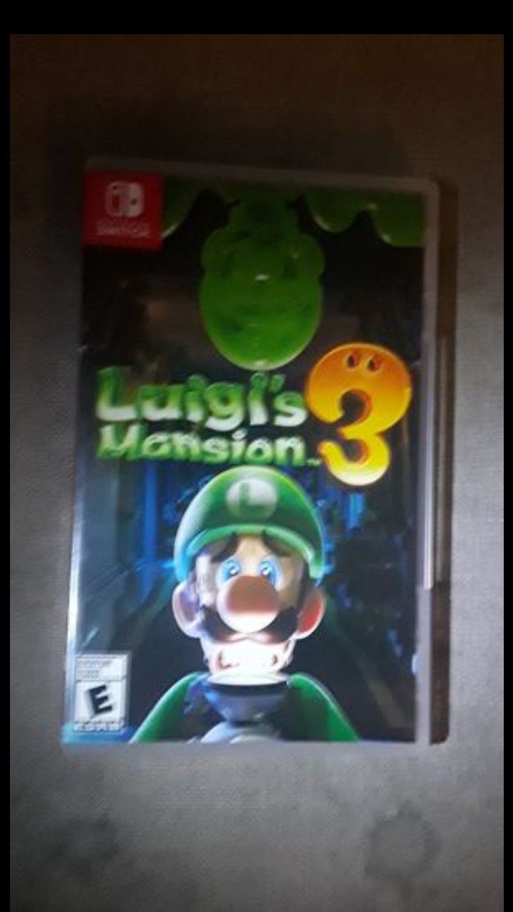 Luigi mansion 3 trade for super smash bros in good condition $60 no less please