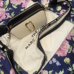 Marc Jacobs - Nicely Used