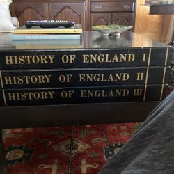 Cocktail table dining area. It’s a real 18 century, please