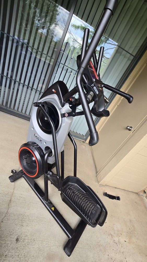 Bowflex Max Trainer M6