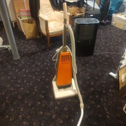Hoover Upright Corded Vacuum Cleaner