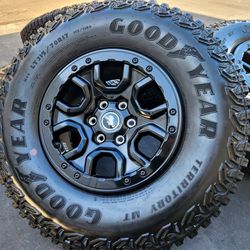 17” Ford Bronco Beadlock Sasquash Gloss Black wheels
