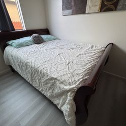 Double bed, chest of drawers for storing clothes, mattress not included