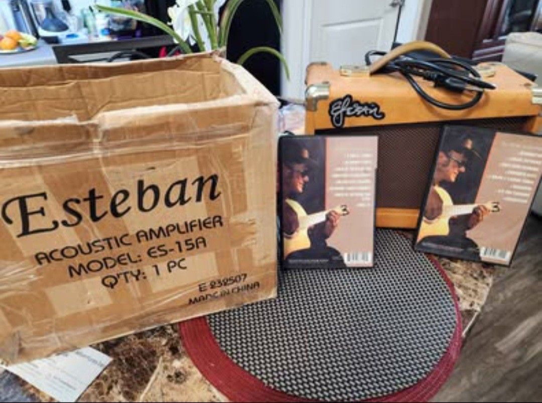 ESTEBAN ACOUSTIC AMPLIFIER