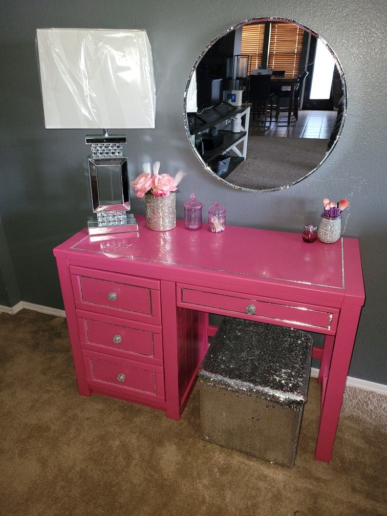 Barbie Pink Bling Vanity