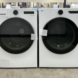 LG 4.5 cu. ft. Washer w/Steam & TurboWash360, 7.4 cu. ft. Vented Electric Dryer w/TurboSteam & Al Sensor Dry