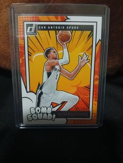 VICTOR WEMBANYAMA SPORT CARD