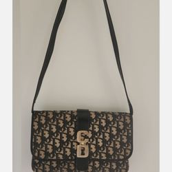 LIKE NEW CHRISTIAN DIOR- OBLIQUE JACQUARD 30 MONTAIGNE SHOULDER BAG