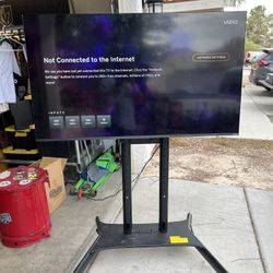 56 inch 4k Vizio Smart Tv with Mobile Mount Stand