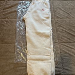 Supreme small box sweatpant (ss22)