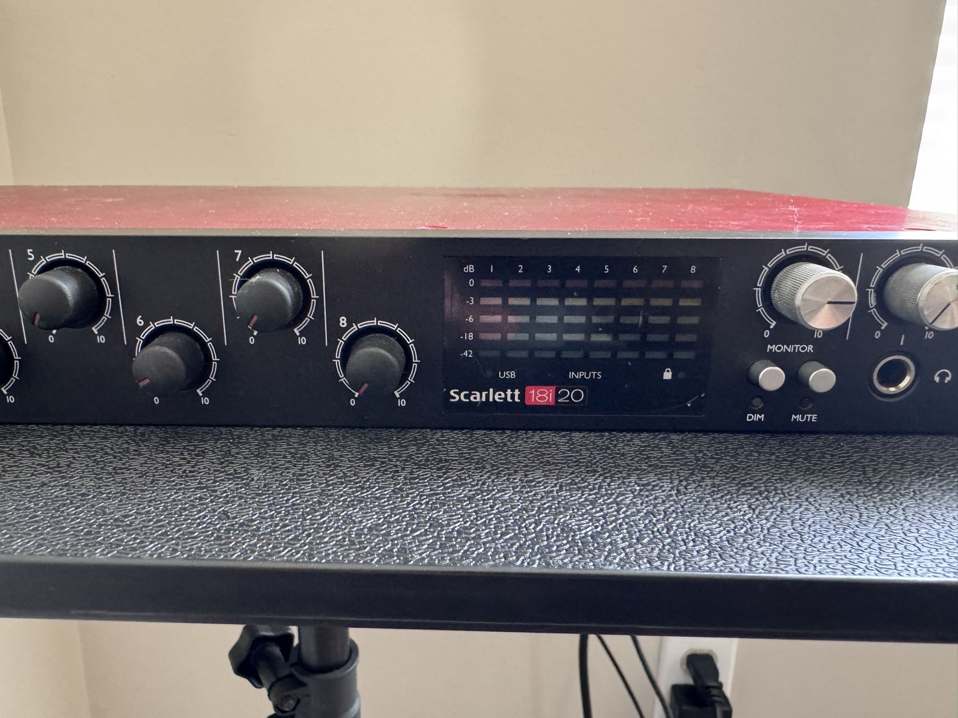 Interfaz Scarlett Focusrite 18i20