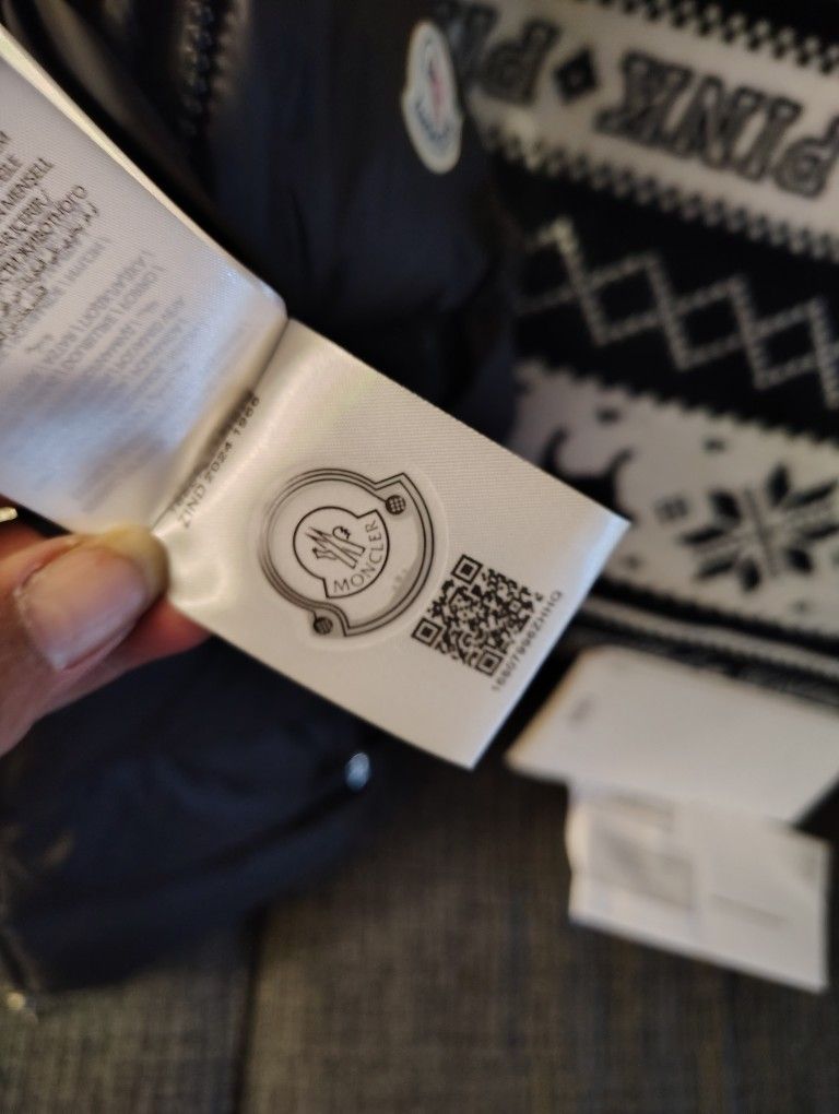 Moncler Puffer Vest Authentic