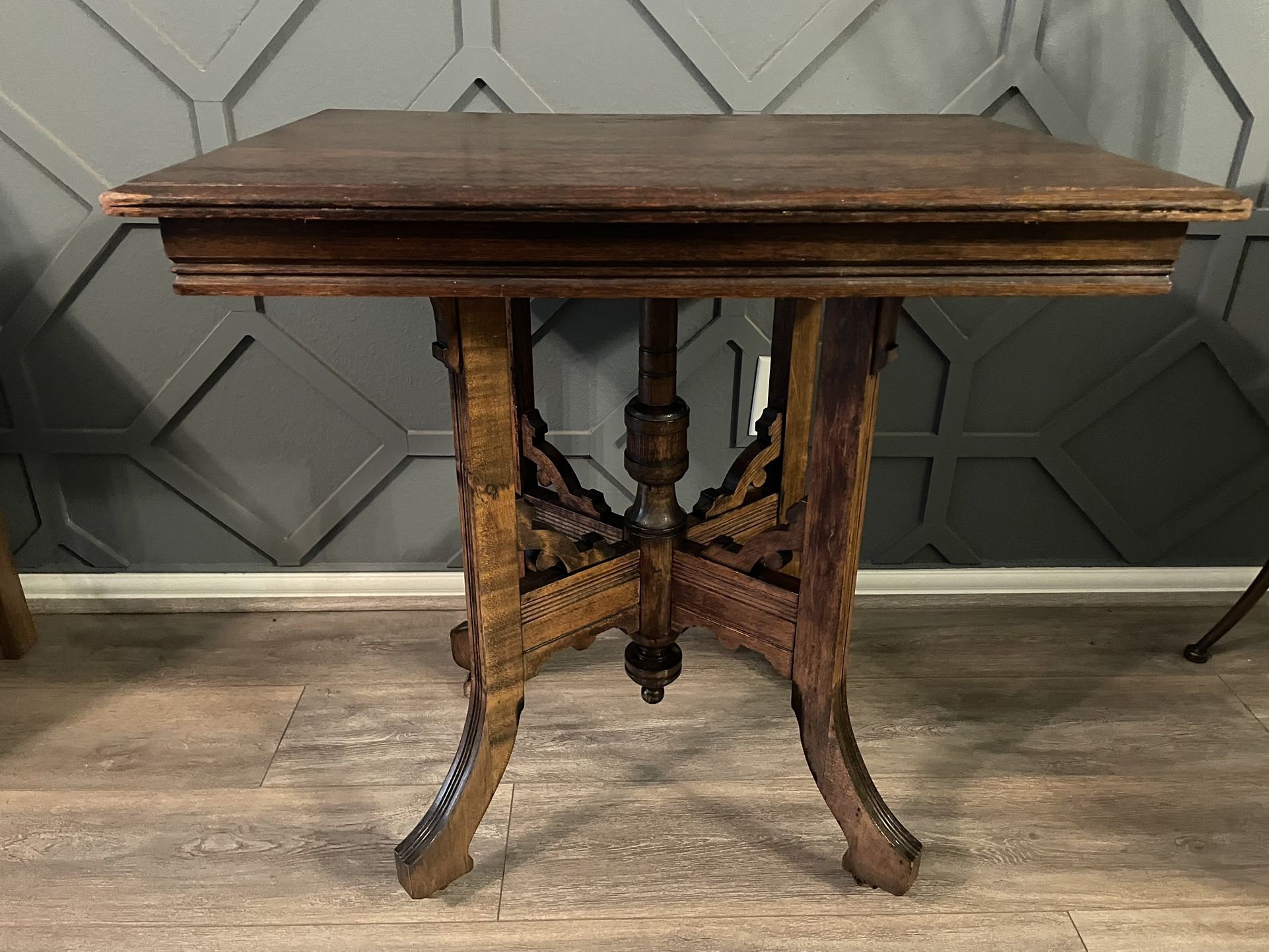 19th Century Victorian Walnut Carved Parlor Side Accent Table