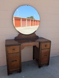 Vanity