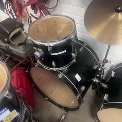 Drum Set