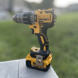 Brushless Dewalt Drill