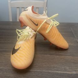 Nike Phantom Gx Elite  for $300