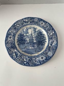 Independence Hall Liberty Blue White 9 5/8" Dinner Plate Staffordshire Ironstone