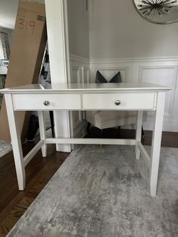 Beautiful White Desk