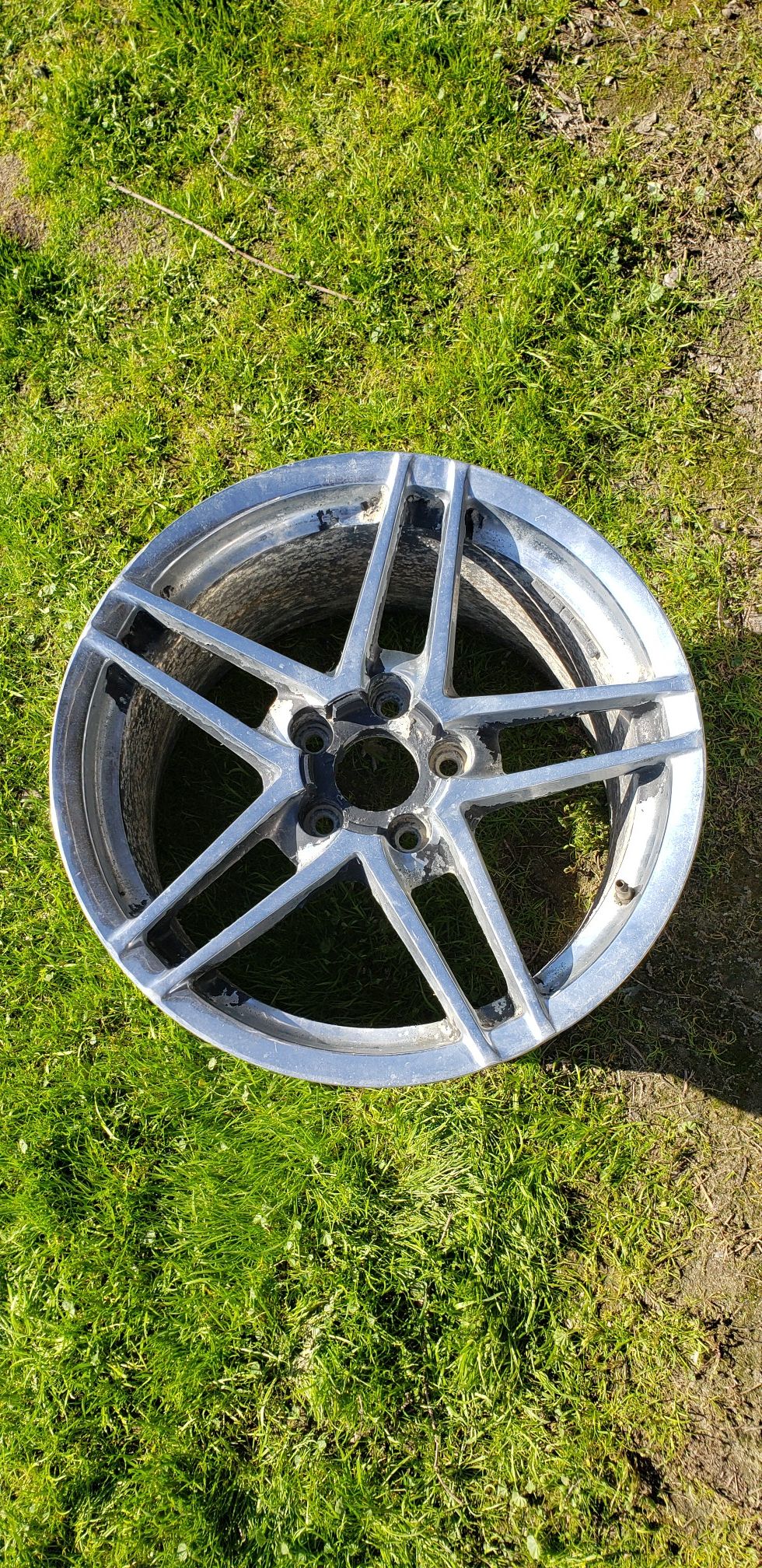 18×11in concave C6 Z06 wheels
