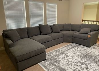 Large Gray Fabric Sectional Sofa with Chaise