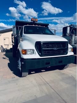 2007 Ford F750 Dump Truck