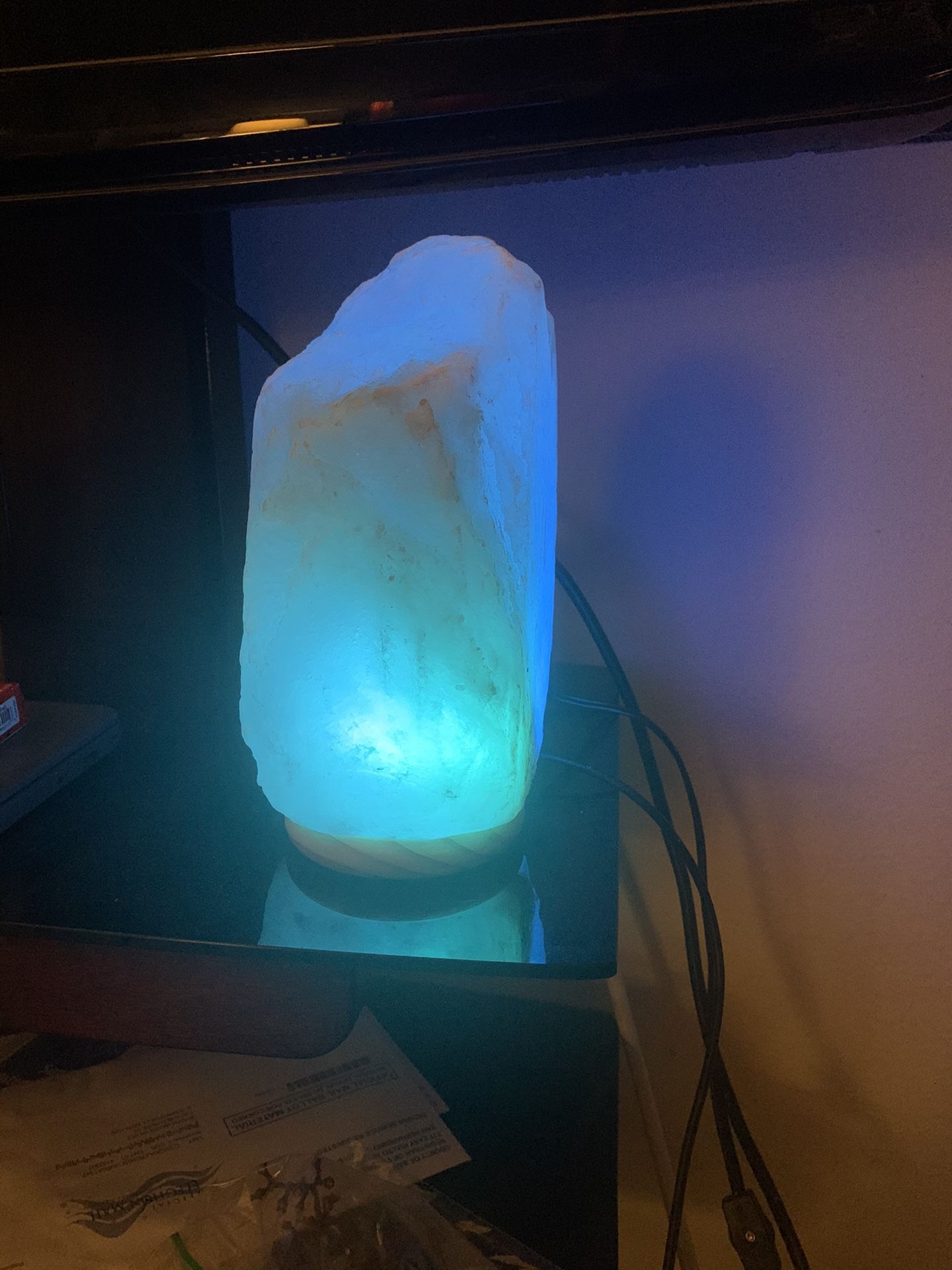 color changing salt lamp