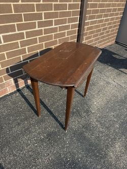 1940s Walnut Drop Leaf Table